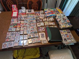 12,000 + Sports Cards Collection - Vintage, Hall of Famers, Rookies, Baseball, Football, Basketball, and Hockey