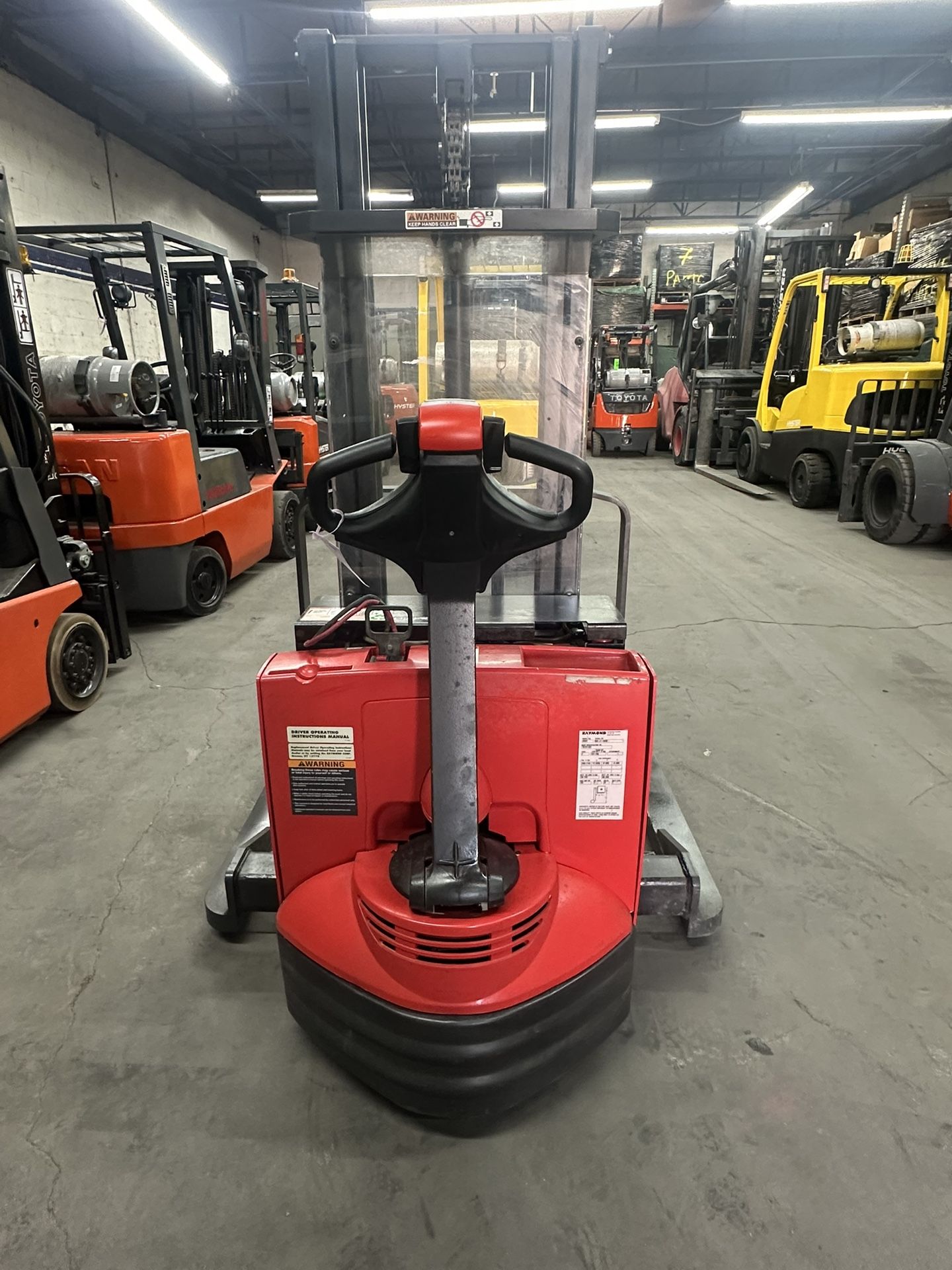Forklift Stocker Raymond