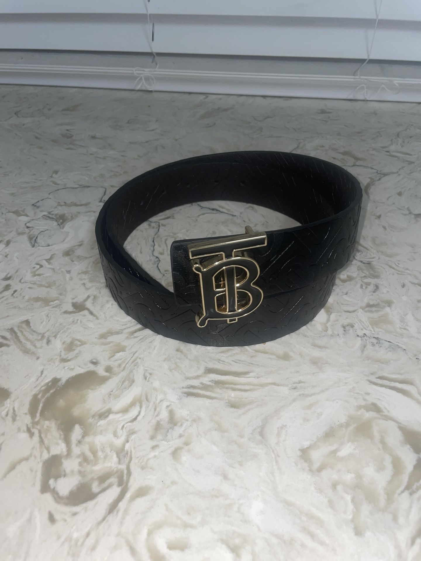 Burberry Gold And Black belt