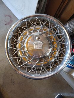Cadillac Hub Caps