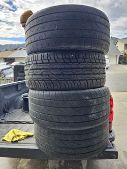 GMC 22" Rims And Tires