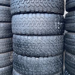 LT 285/65R18 Marca Bffgoodrich Lo2 En Perfectas Condiciónes De Vida