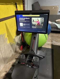 Pre-2023 Peloton Row in Very Good Condition with 51-200 Rides - Hot Springs, AR