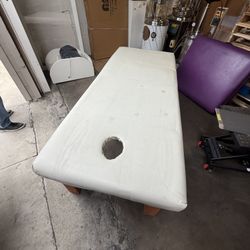 Treatment Massage Table