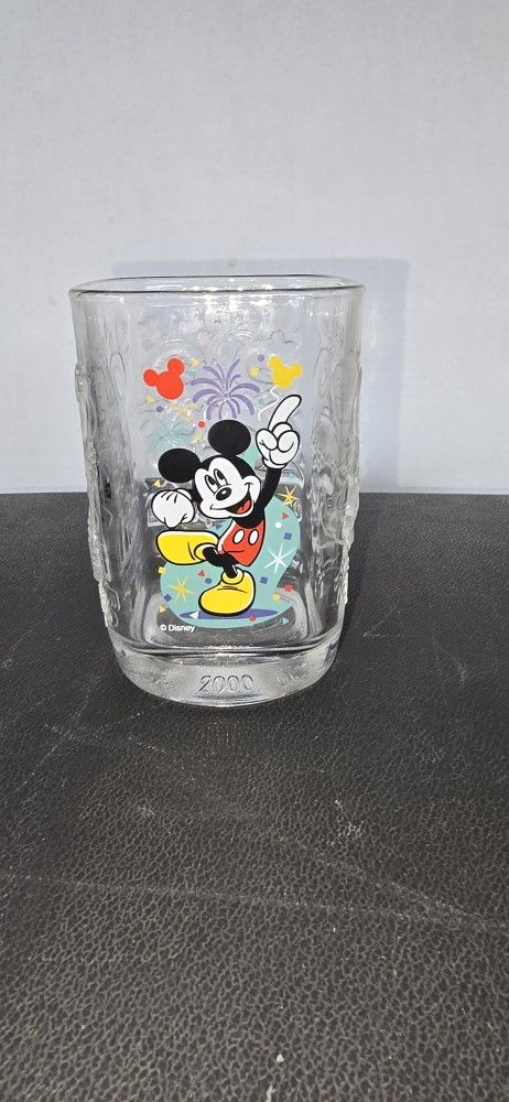 1996 Walt Disney World Epcot 25th Anniversary Remember Magic Glass Mickey Mouse