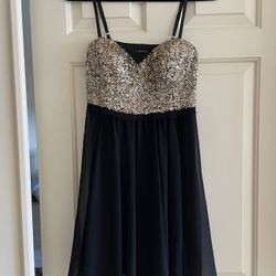 Dress Size M Homecoming / Formal Gold Sequins And Black Chiffon