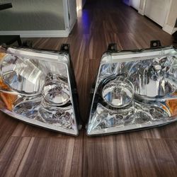 2003-2006 Ford Expedition Headlight Pair