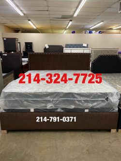 Twin beds with mattress
