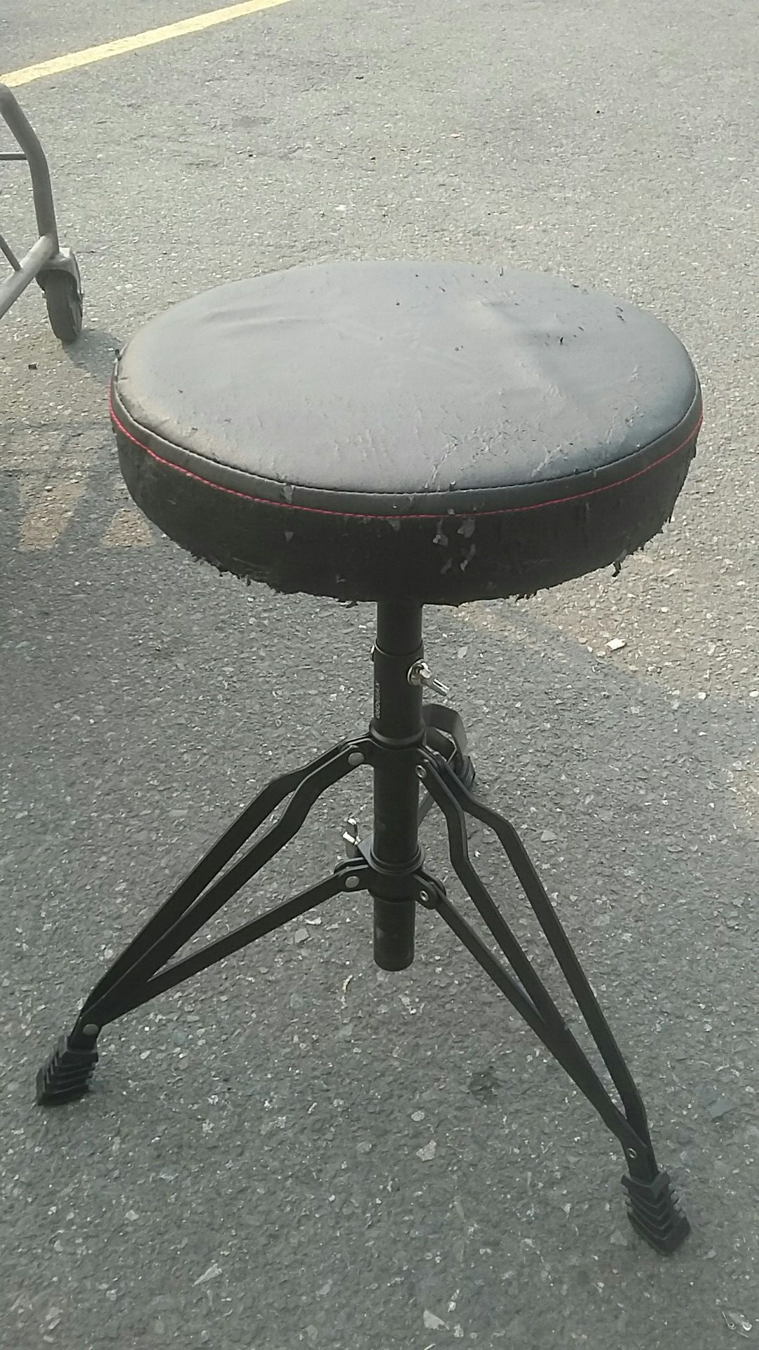 Good condition, (cushion starting to fray) First Act brand collapsible drum seat