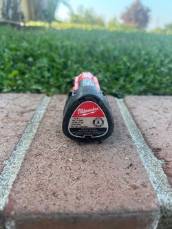 Milwaukee 48-11-2401 Battery