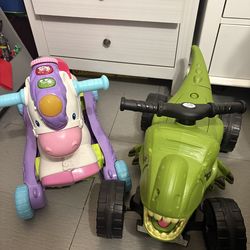 Dinosaur and unicorn ride