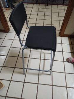 Ikea Counter Height SIG Bar Stools 2
