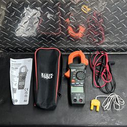 Klein Tools 400A AC Digital True RMS Clamp Meter CL320
