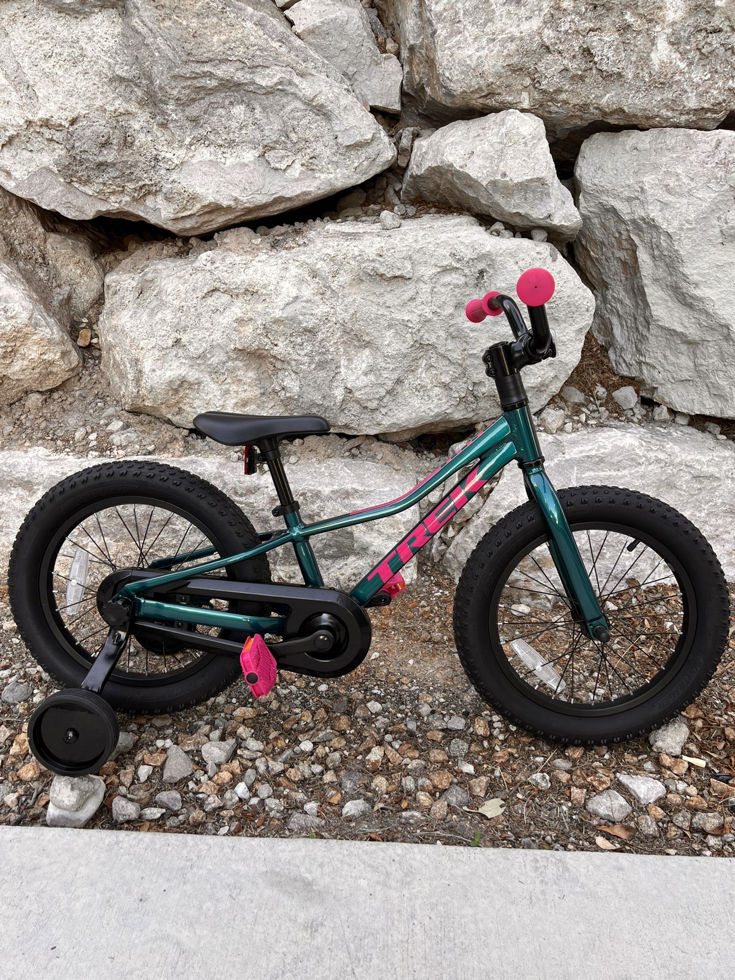 Trek Precaliber 16” Kids Bike