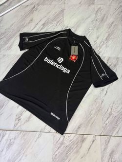 balenci tee