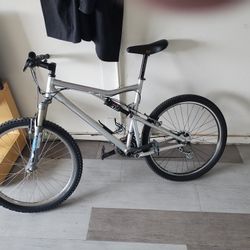 Men's Titanium Mountain Bike 