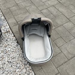 UPPAbaby Vista V2 bassinet