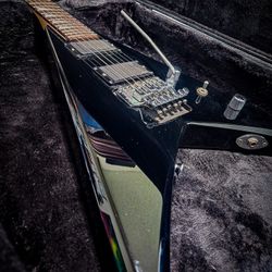 Japan Jackson King V Randy Rhodes RR Flying Electric Guitar Japanese With Hard Shell Case Six String Black