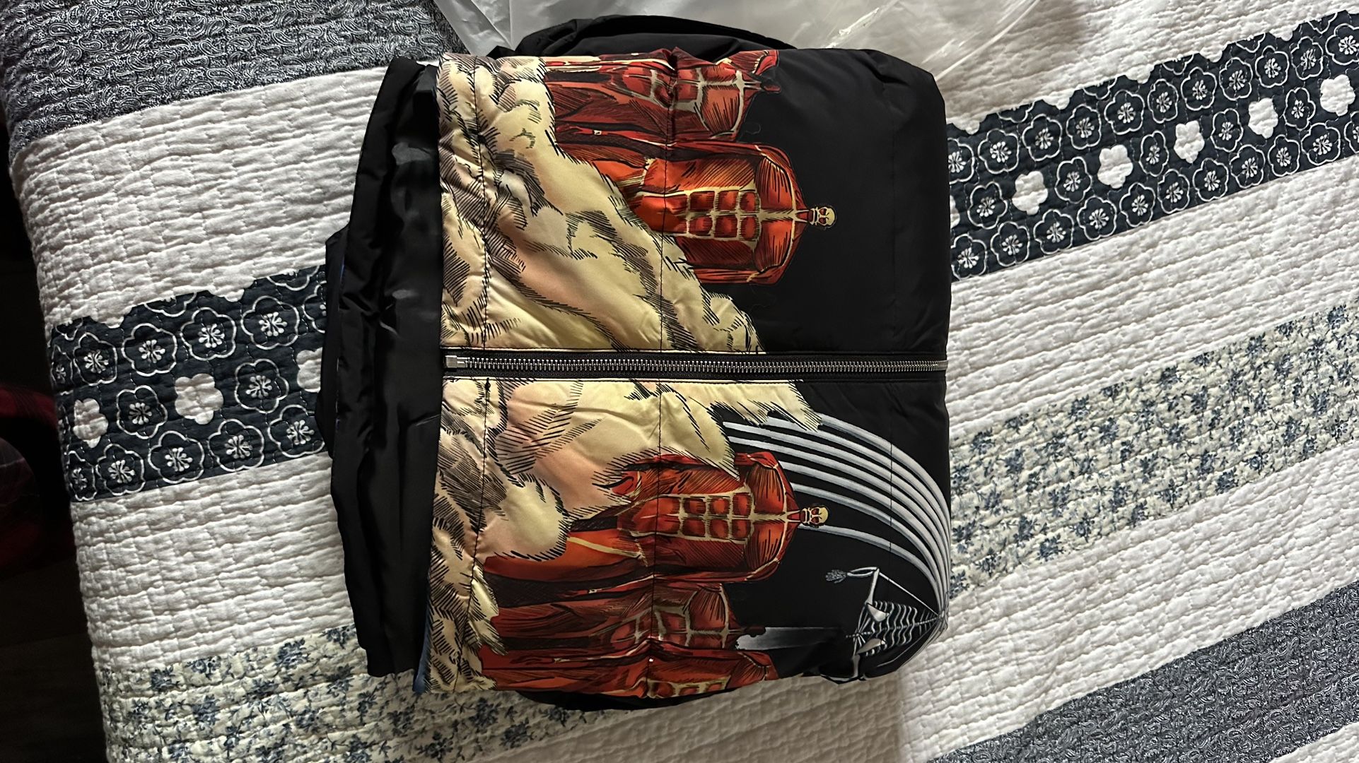 Caedes London Attack On Titan Puffer Vest/Jacket Size L