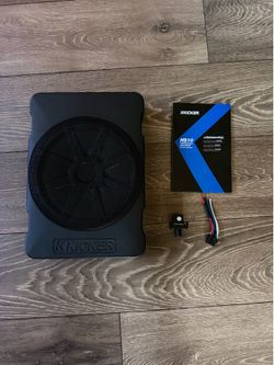 Kicker HS10 Powered Subwoofer