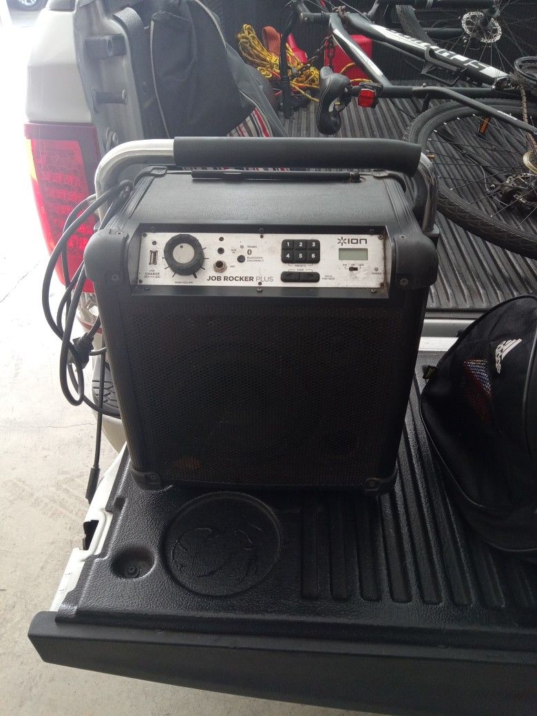ION JOB ROCKER PLUS FOR BLUETOOTH PAIRING