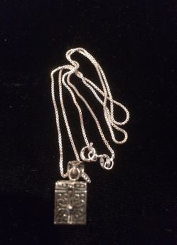 Sterling 925 pendant locket box necklace