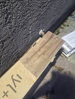 New vynil plank/ flooring