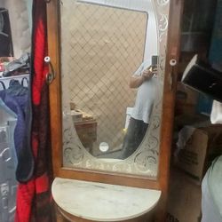 Pulaski Hall Tree Marble Top