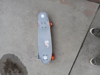 skate board 