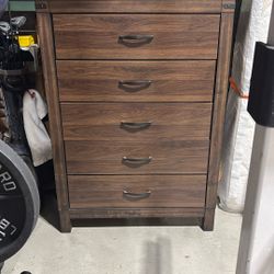 Chest Drawer