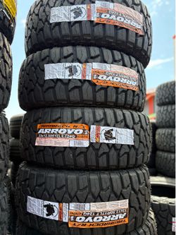 33*12.50r17 Arroyo vendo set de llantas Nueva con 50,000 millas de garantía