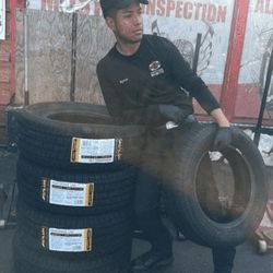 35 X 12.50 R22 Brand New Nitto Ridge Grappler