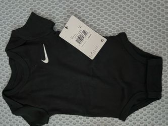 Nike Black Baby bodysuit -6M