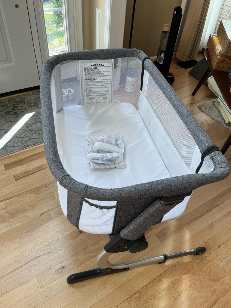 Baby Delight Bedside Me Dreamer Bassinet