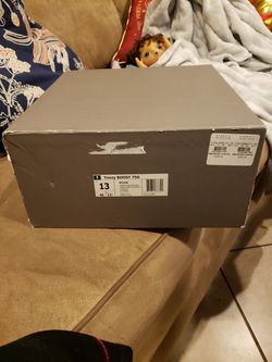 Yeezy boost 750 size 13