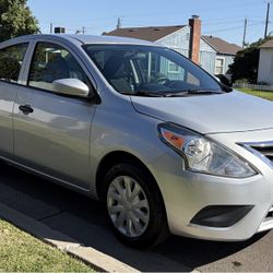 2019 Nissan Versa Sedan Low Miles Clean Title 