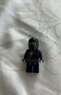 Lego authentic Cole 2011 figure