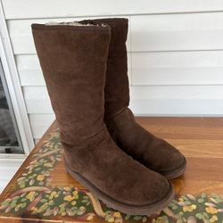 Uggs Size 9