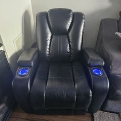 Galactic Throne with Minor Scars (Black Recliner)