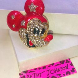 BETSEY JOHNSON "MICKEY MOUSE LOVE!" LOVELY LARGE RED MICKEY MOUSE VALENTINES DAY NECKLACE BEW!