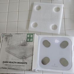 Fit Track COMPLETE BODY ANALYSIS BLUETOOTH SCALE