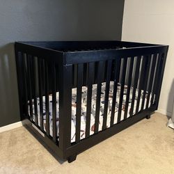 Dark brown Crib