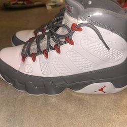 Retro air Jordan 9s