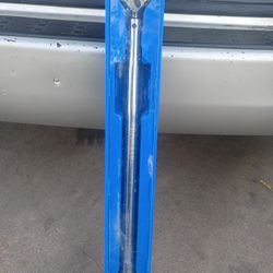 Torque Wrench (1/2) In