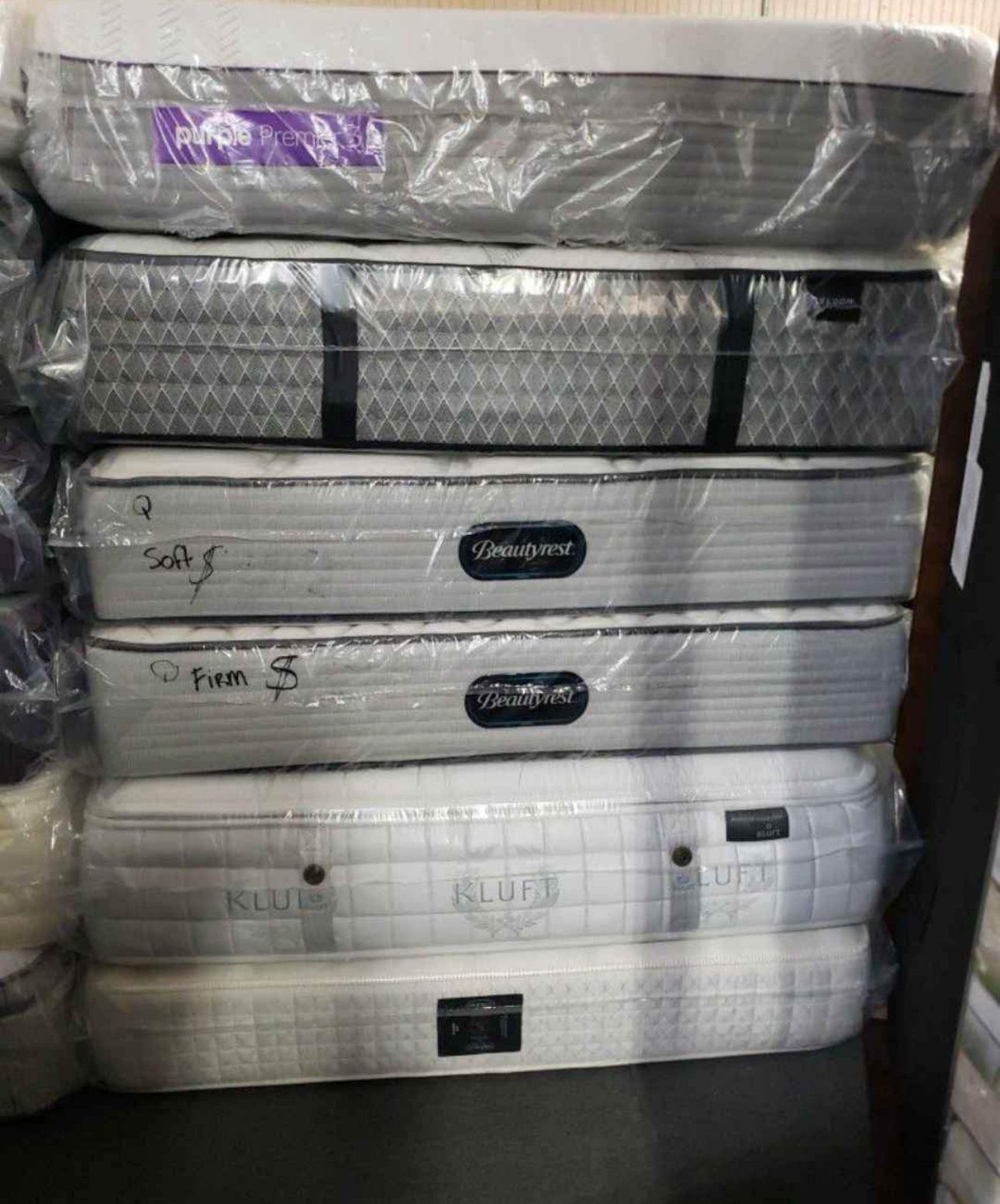 Huge mattress clearance!! Delivery available!!🚚