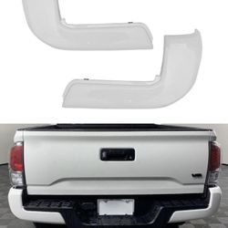 Rear Bumper End Cap – White (Color Code: 040)
