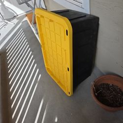 TWO HEAVY DUTY YELLOW AND BLACK TOTES