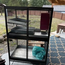 Critter Nation With Steel High Lip Trays