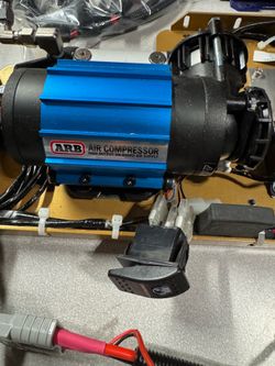 Jeep JL Self-Contained Air Compressor Drop-In AAL