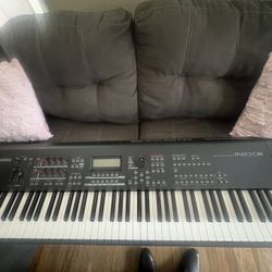 Yamaha MOX8 88 key Piano